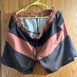 Salty Crew Men Size XL Boardshort